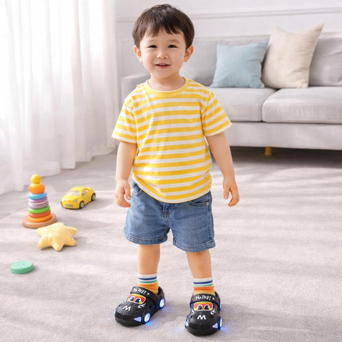 KidVroom - Pantofole LED Per Bambini Con Ruote Luminose e Cinturino