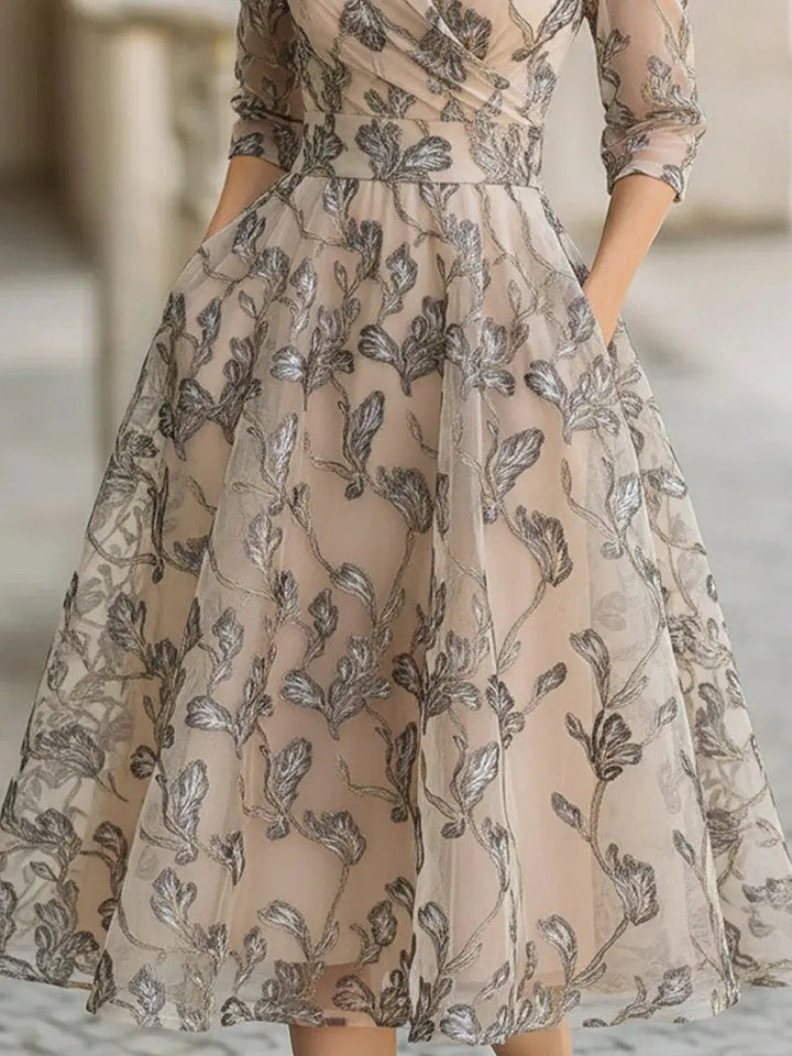 Lyanni - Abito Lungo Classico ed Elegante