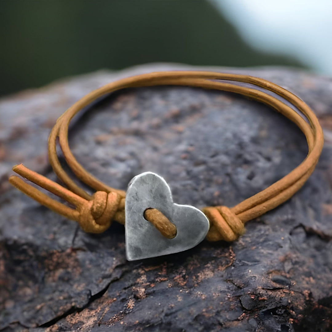 Lovenna - Bracciale Fatto a Mano con Simbolo del Cuore