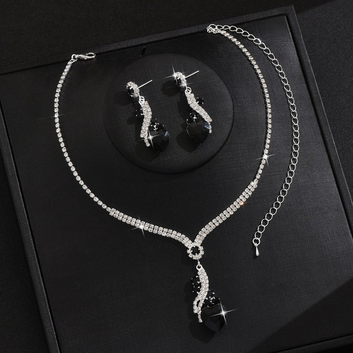 Lelia - Set Di Orecchini e Collana Con Strass
