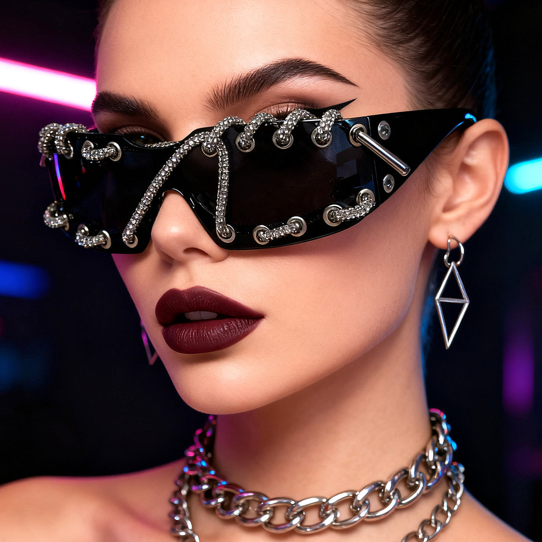 ChainShade - Occhiali Da Sole Alla Moda Con Lenti Borchiate