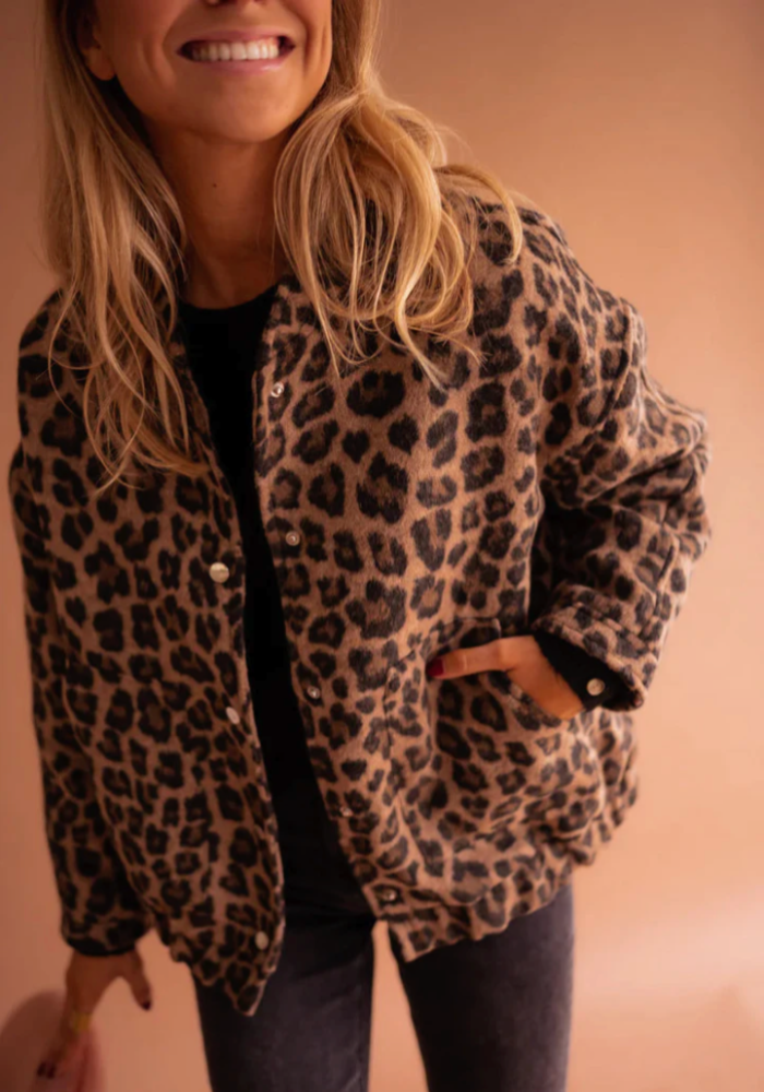 Fairuza - Giacca Leopardata Con Bottoni