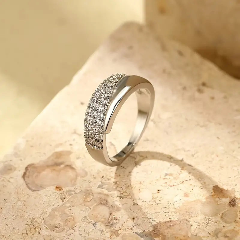 Kalea - Anello Rifugio di Eleganza