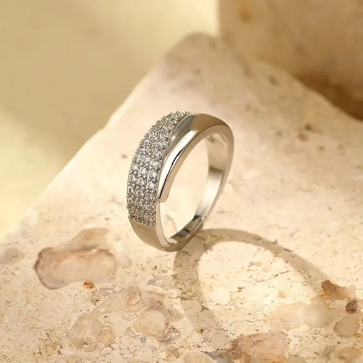 Kalea - Anello Rifugio di Eleganza
