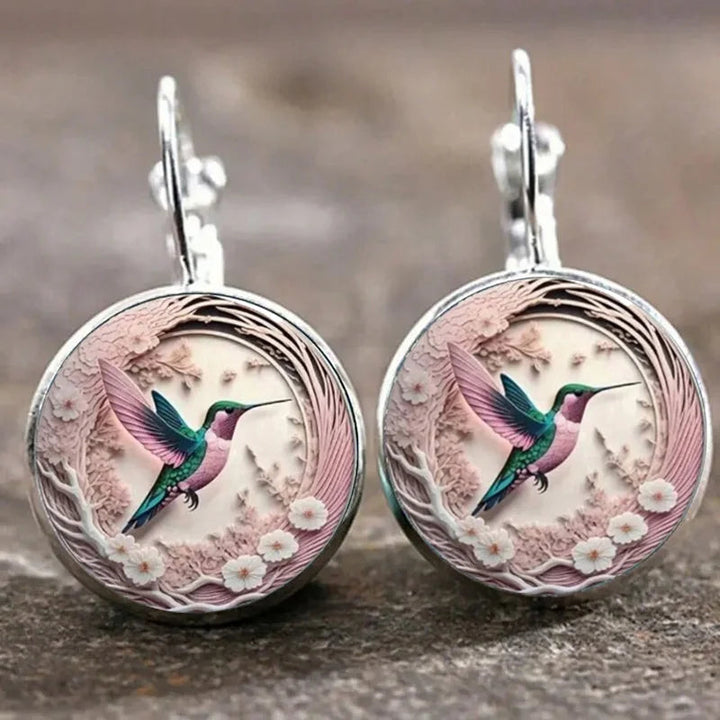 WingAura - Collana con Ciondolo a Cupola in Vetro a forma di Colibrì