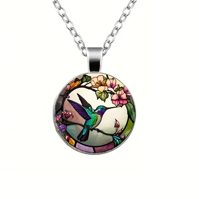 WingAura - Collana con Ciondolo a Cupola in Vetro a forma di Colibrì