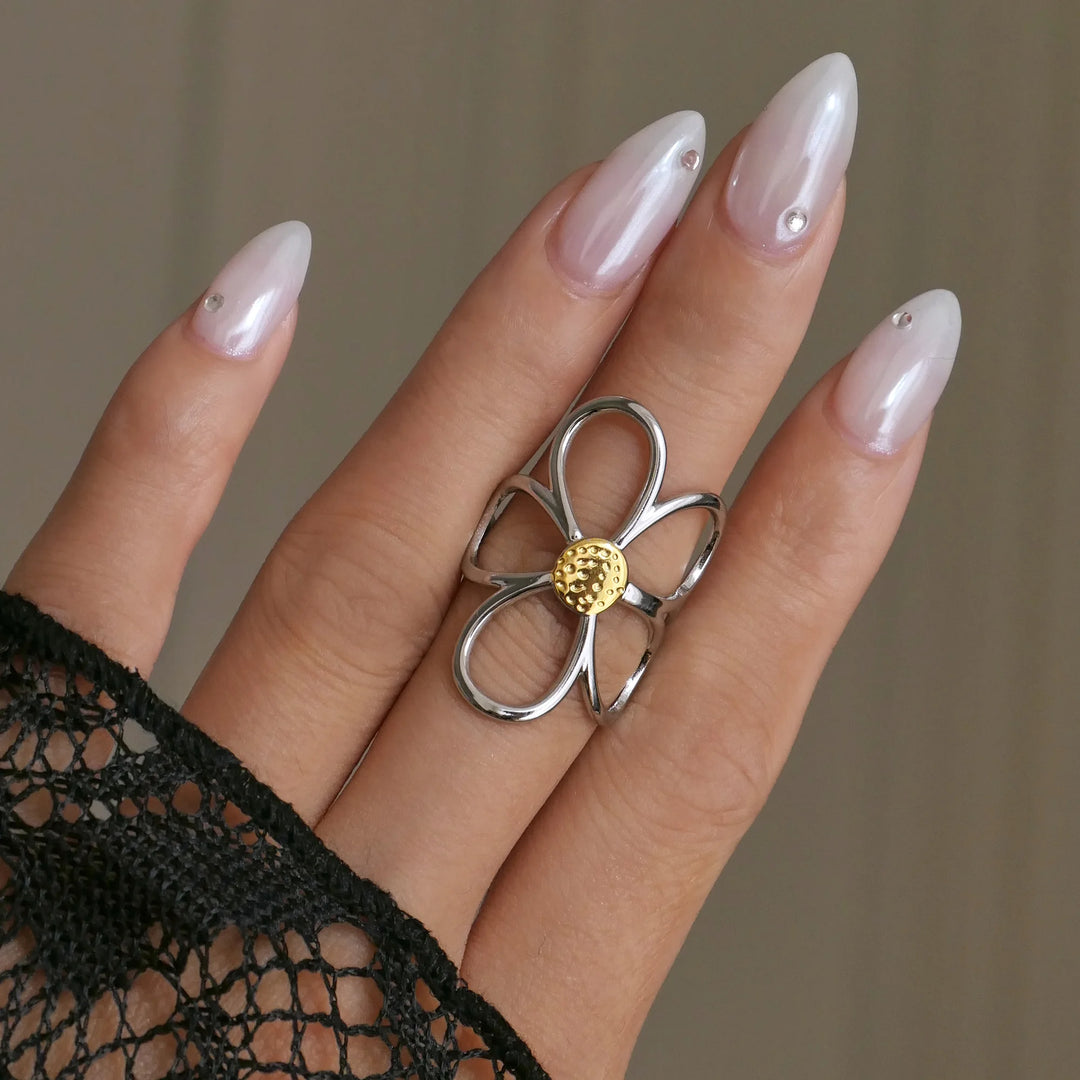 Meloni - Anello Regolabile Ispirato Alla Margherita