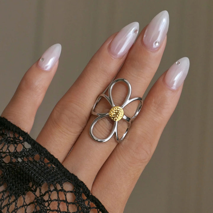 Meloni - Anello Regolabile Ispirato Alla Margherita