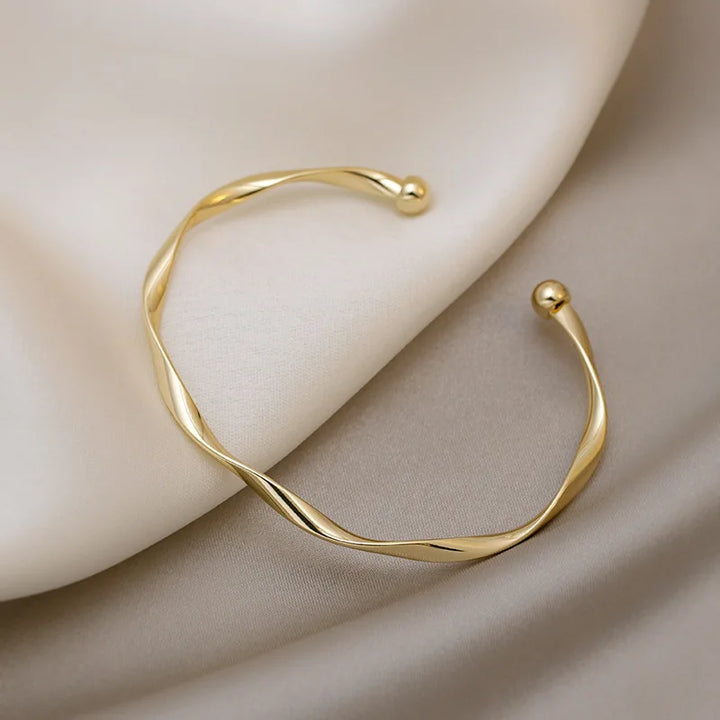 Elara - Bracciale Elegante Con Intreccio