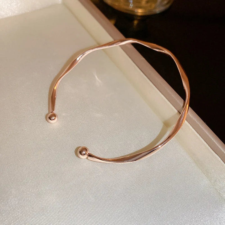 Elara - Bracciale Elegante Con Intreccio