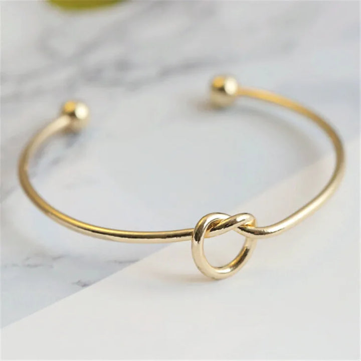 Elin – Bracciale Con Nodo Caratteristico