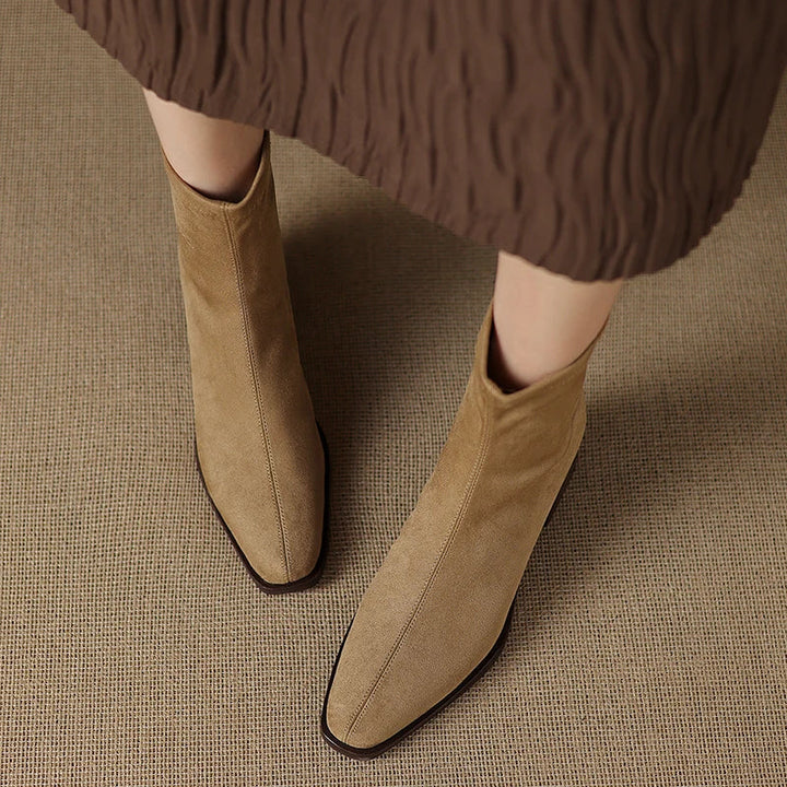 Sheley - Eleganti Stivaletti In Pelle Scamosciata