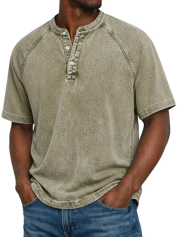 Misael - Maglietta Henley a Maniche Corte con Effetto vintage Lavato