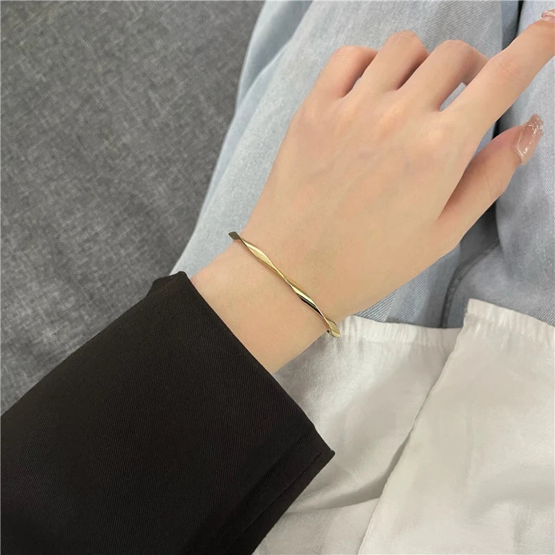 Elara - Bracciale Elegante Con Intreccio