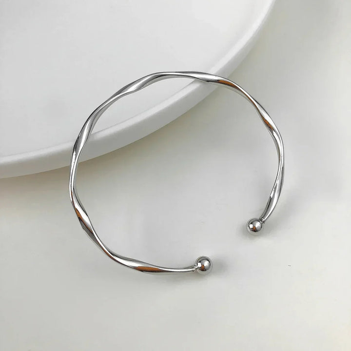 Elara - Bracciale Elegante Con Intreccio