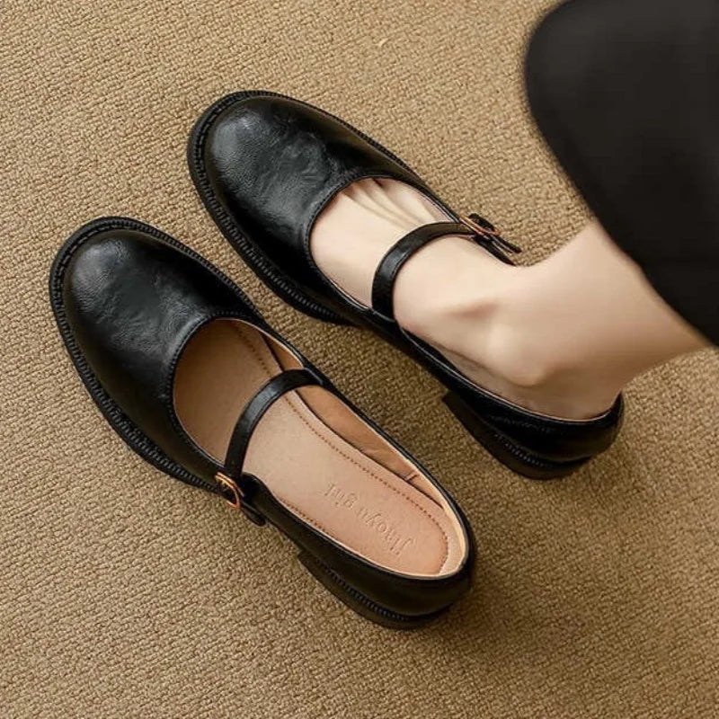 Donia - Comode Scarpe in Pelle Con Cinturino