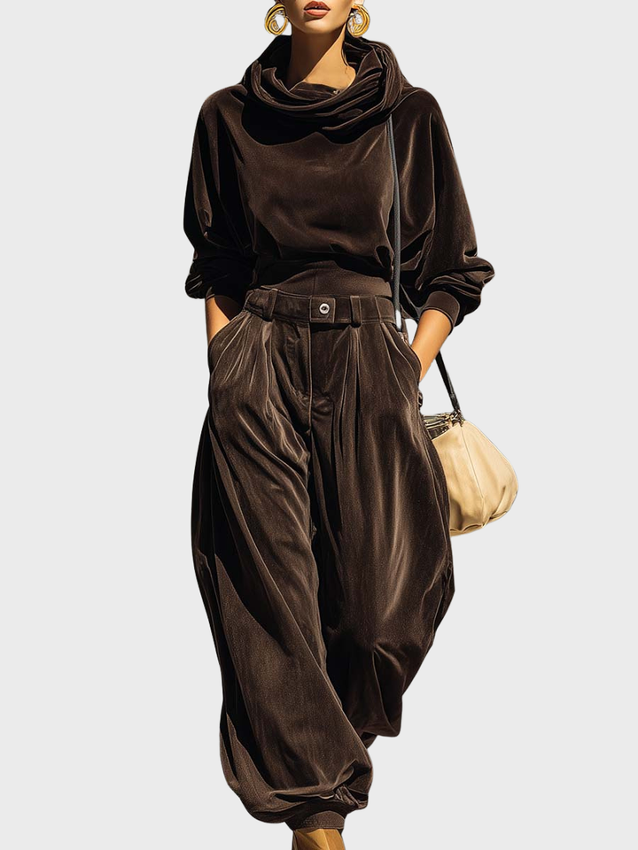 Skaidre - Set Vintage Con Felpa Con Cappuccio in Velluto e Pantaloni Larghi