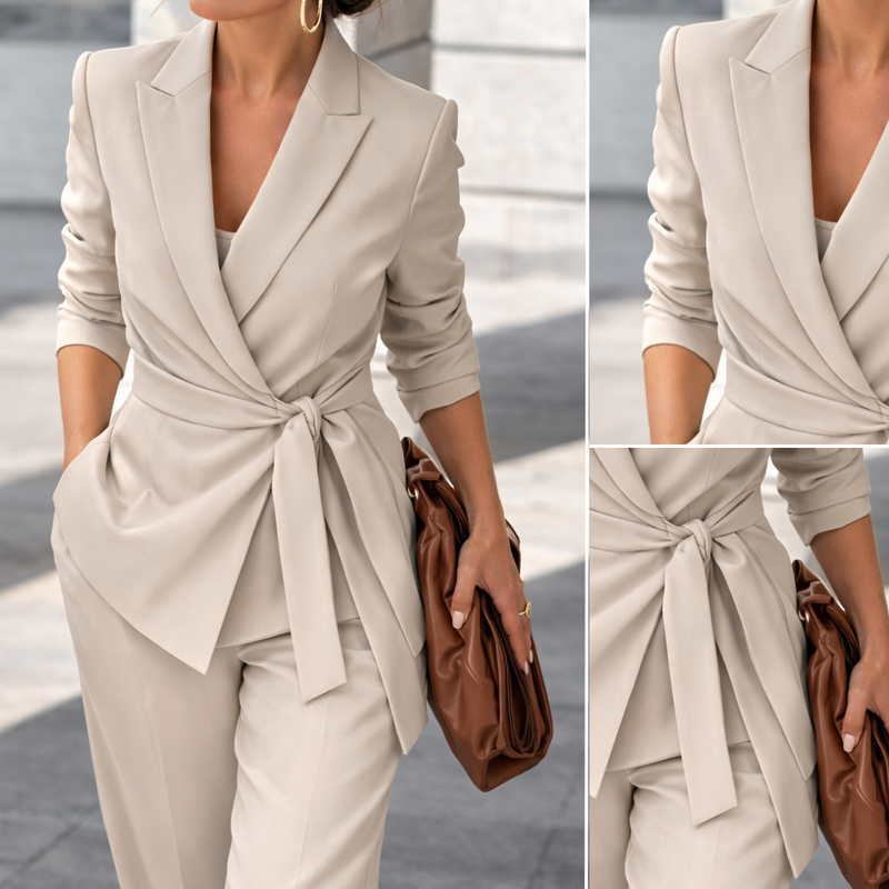 Aliona - Set Blazer e Pantaloni a Portafoglio