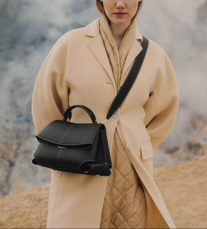 Vinea - Borsa a Tracolla in Pelle di Grande Capienza