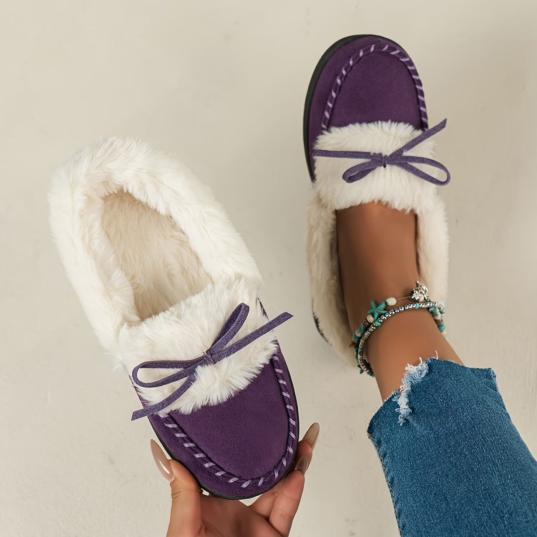 Suzia - Comode Pantofole in Peluche Con Fiocco