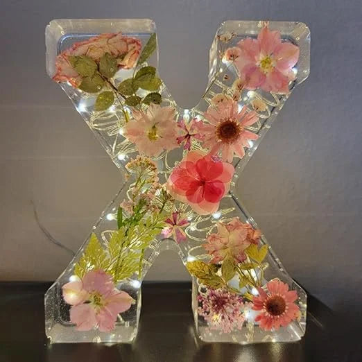 FloraShine - Lampada Da Notte in Resina Con Fiori Fatti a Mano