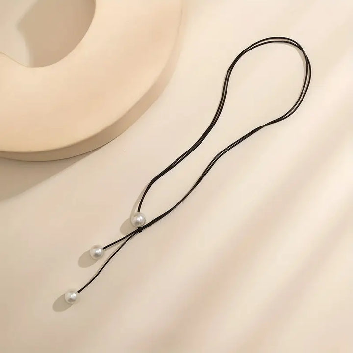 Lullia - Collana Geometrica Semplice Con Filo Di Cera