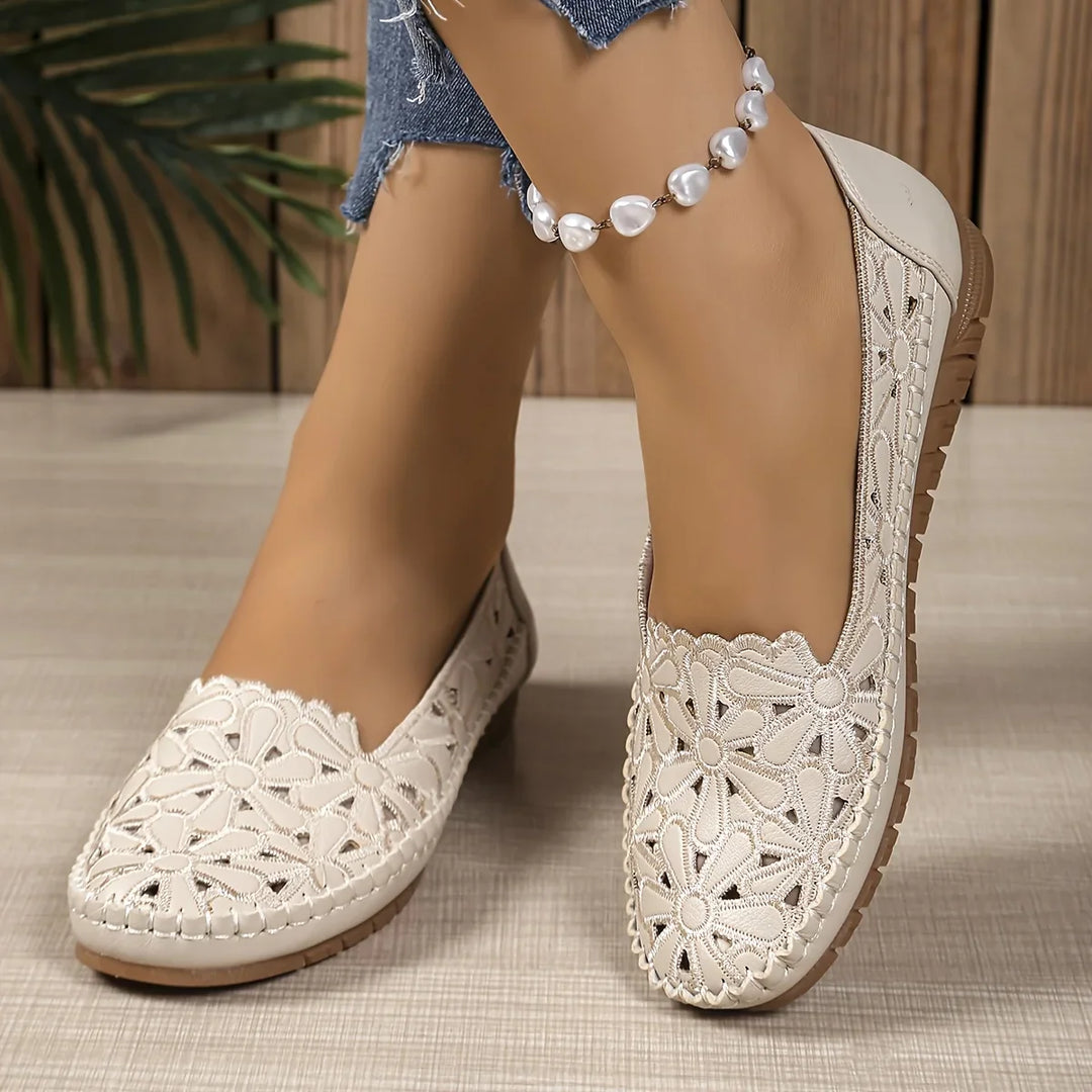 Inessa - Scarpe Ortopediche Alla Moda Con Ritaglio