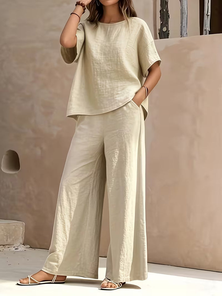 Josy -  Set Composto da Maglietta a Maniche Corte e Pantaloni a Gamba Larga