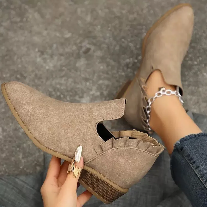 Veredah - Stivaletti Alla Moda Con Volant