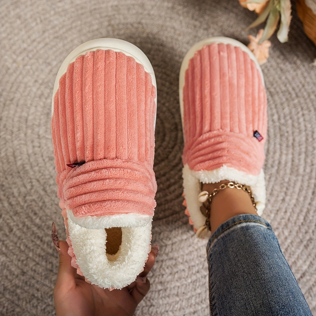 Keziban - Pantofole Slip-on a Coste con Fodera in Peluche