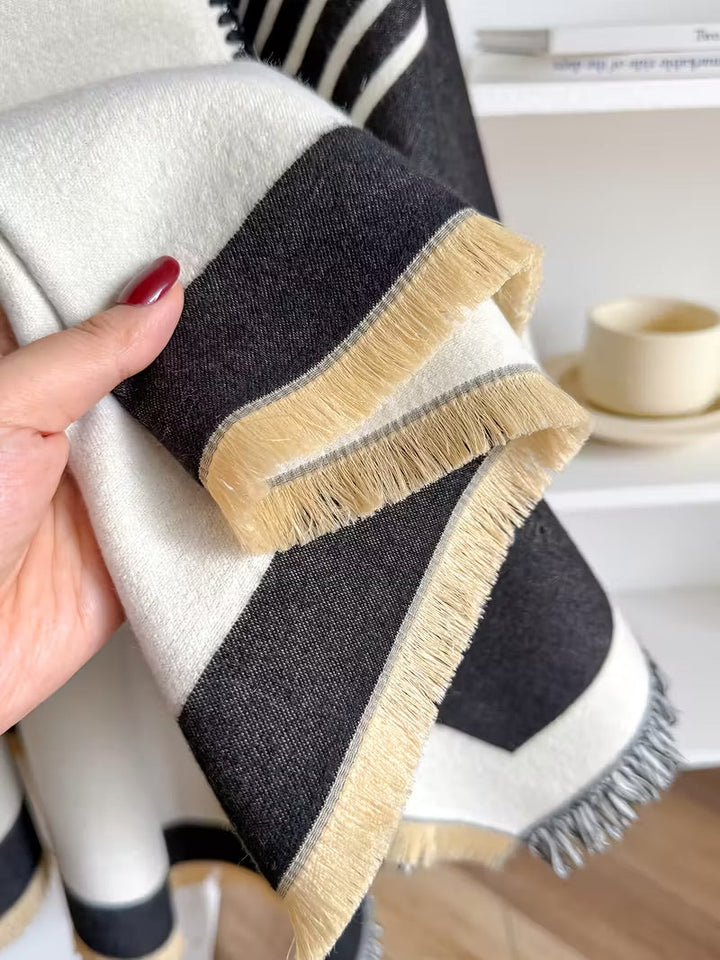Taisija - Scialle Jacquard a Righe Reversibile In Finto Cashmere