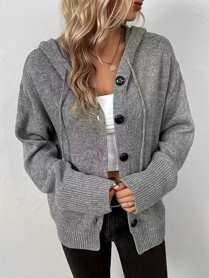 Karalina - Cardigan Con Cappuccio e Bottoni Sul Davanti In Maglia a Trecce