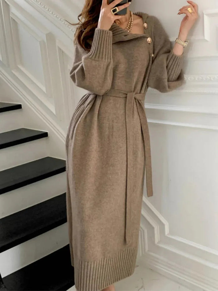 Nassra - Elegante Abito Con Collo Alto