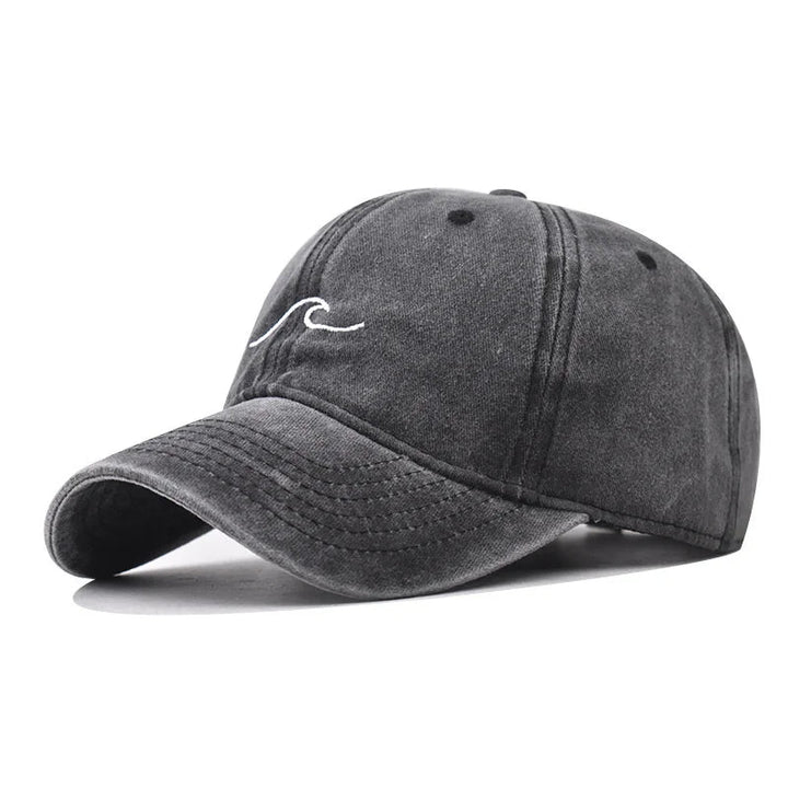 Erkan - Cappellino con Ricamo a Onde Increspate