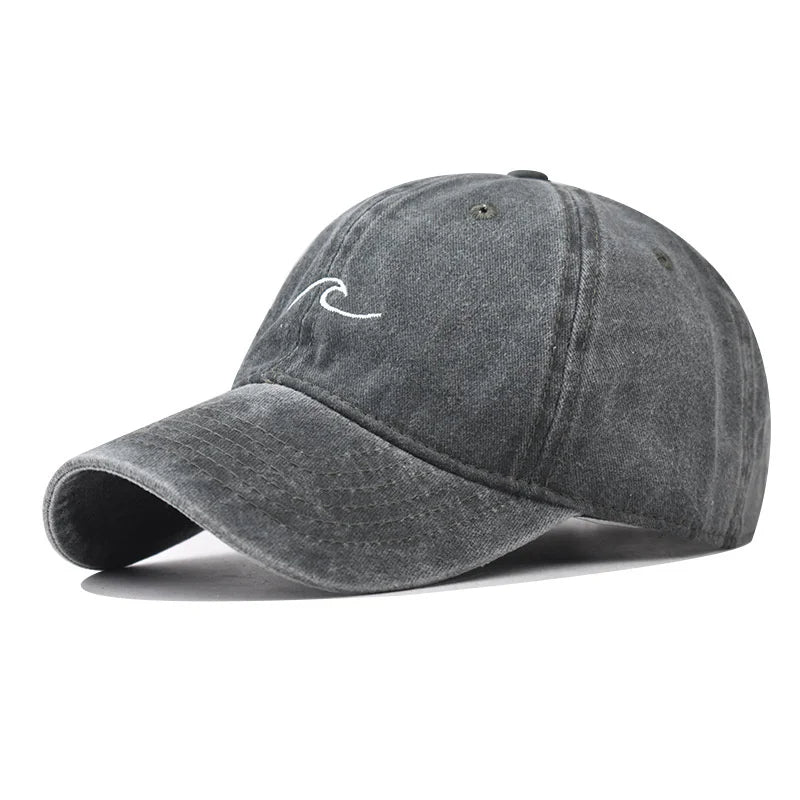 Erkan - Cappellino con Ricamo a Onde Increspate