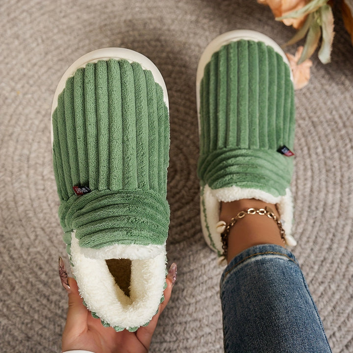 Keziban - Pantofole Slip-on a Coste con Fodera in Peluche