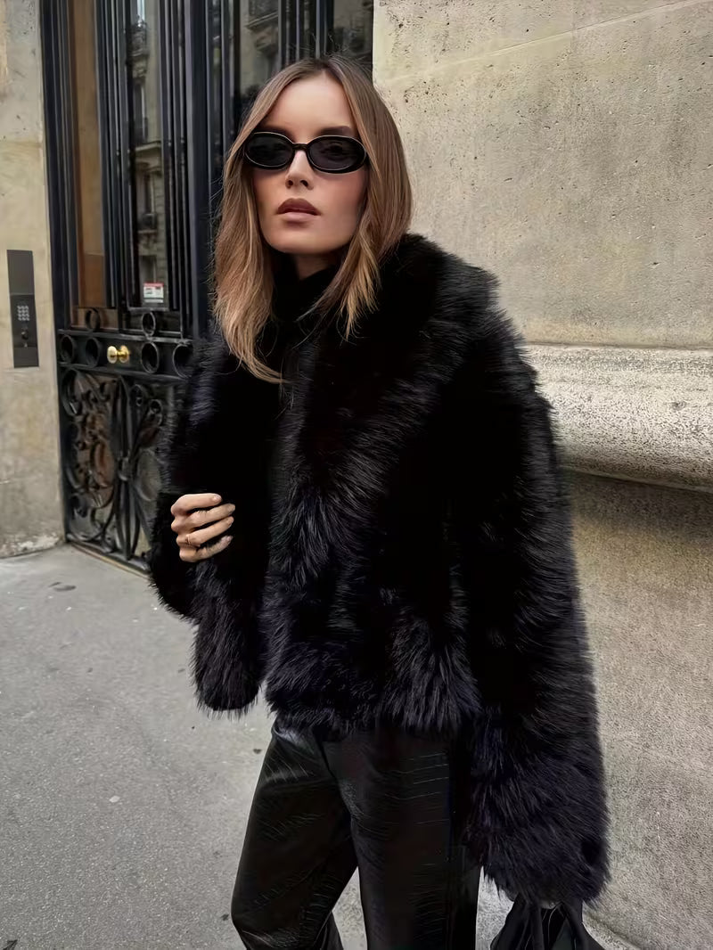 Jorida - Giacca Corta Oversize Con Revers in Pelliccia Sintetica
