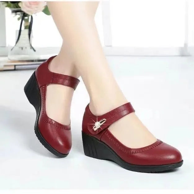 Aikaterina - Scarpe Con Punta Arrotondata e Cinturino Con Fibbia