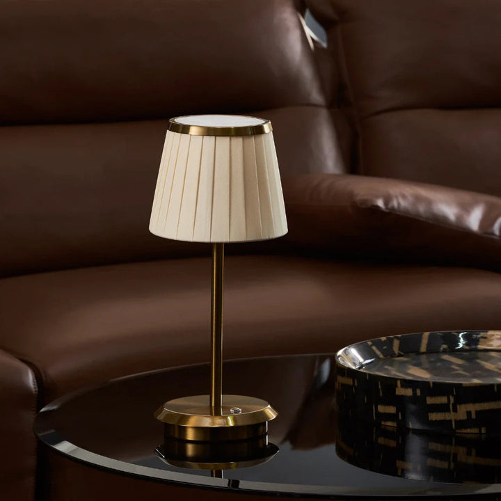 LuxeGlow - Lampada Da Tavolo Classico Eleganza