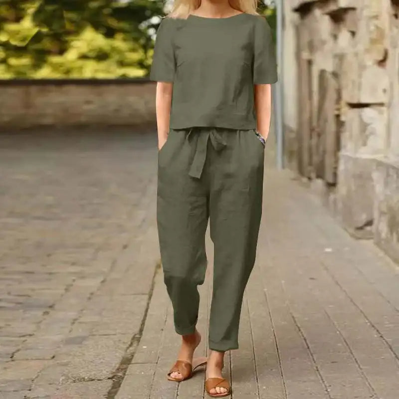 Kiyomi - Completo Pantaloni e Camicetta a Maniche Corte