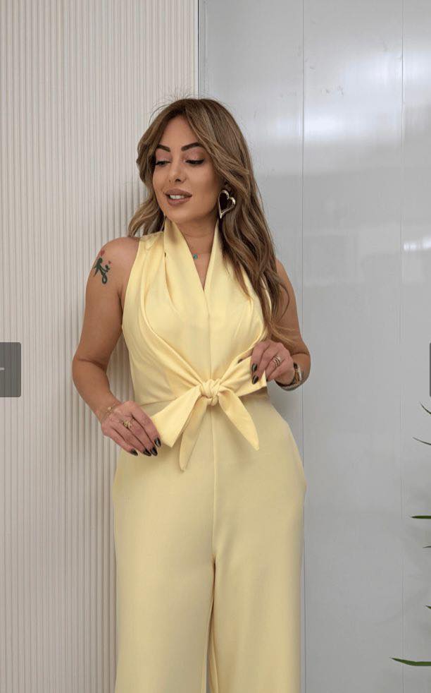 Kamwi - Tuta Elegante Con Scollo Drappeggiato E Pantaloni a Gamba Larga