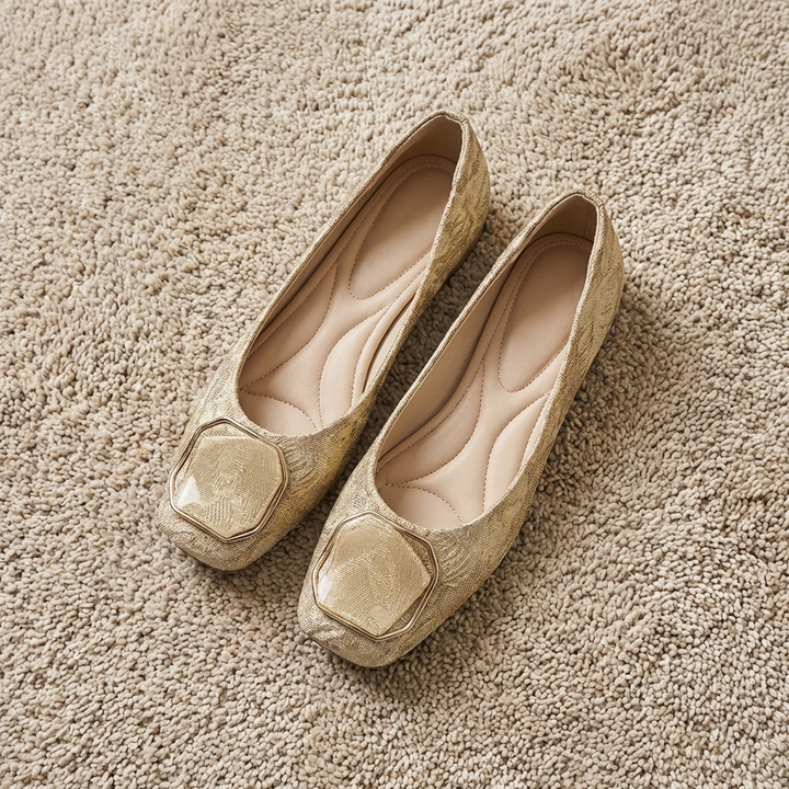 Roslin - Scarpe Basse Con Fibbia in Rilievo