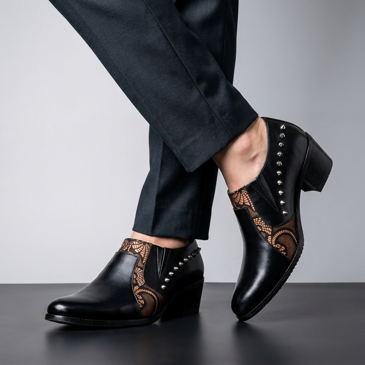 Vanderson - Scarpe Con Tacco Alto E Punta Affusolata Con Rivetti