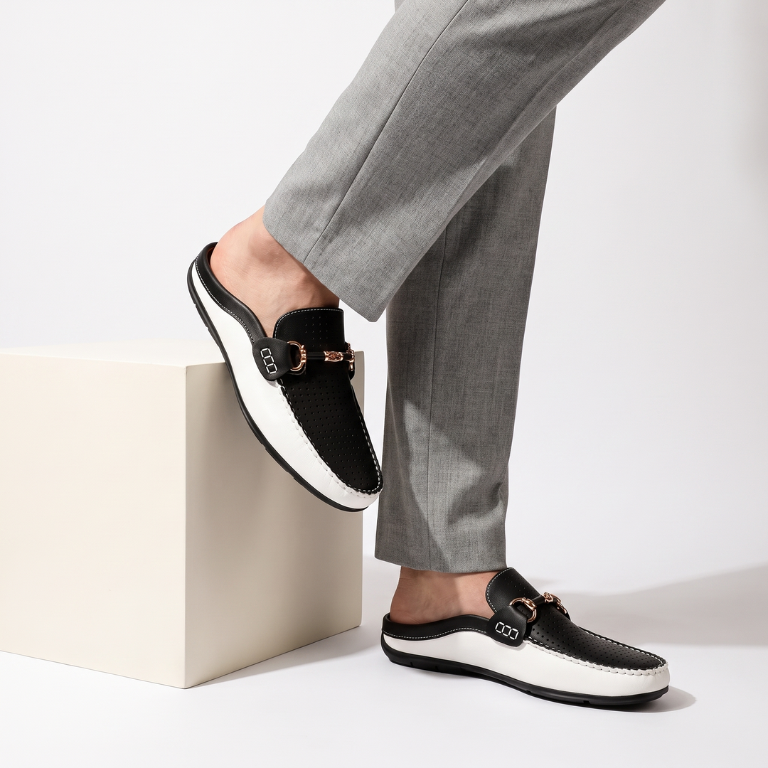 Mounir - Mules Casual Con Schiena Scoperta E Dettagli in Metallo