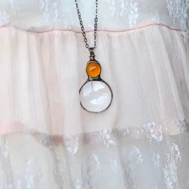 Emi - Collana Originale Con Lente D'ingrandimento