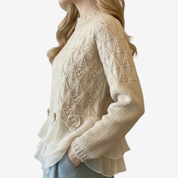 Nessa - Maglione con Collo Rotondo e Trama