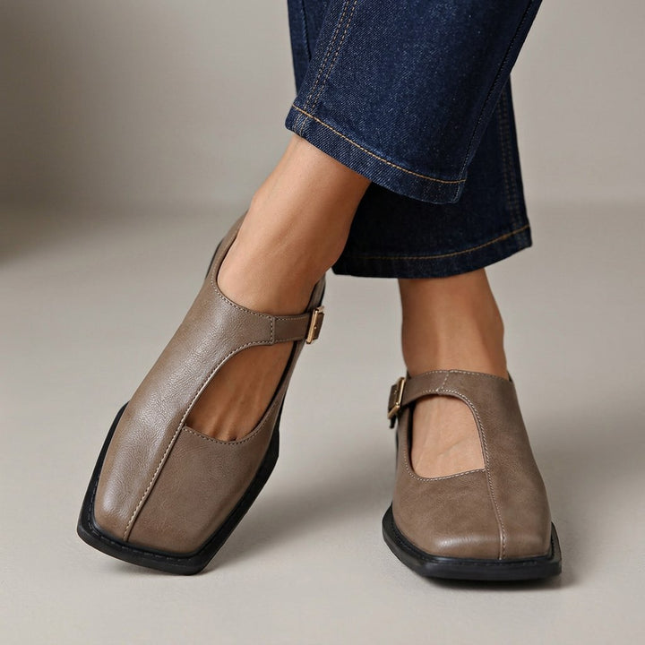 Eniolaa - Scarpe Vintage Con Cinturino E Fibbia Punta Quadrata