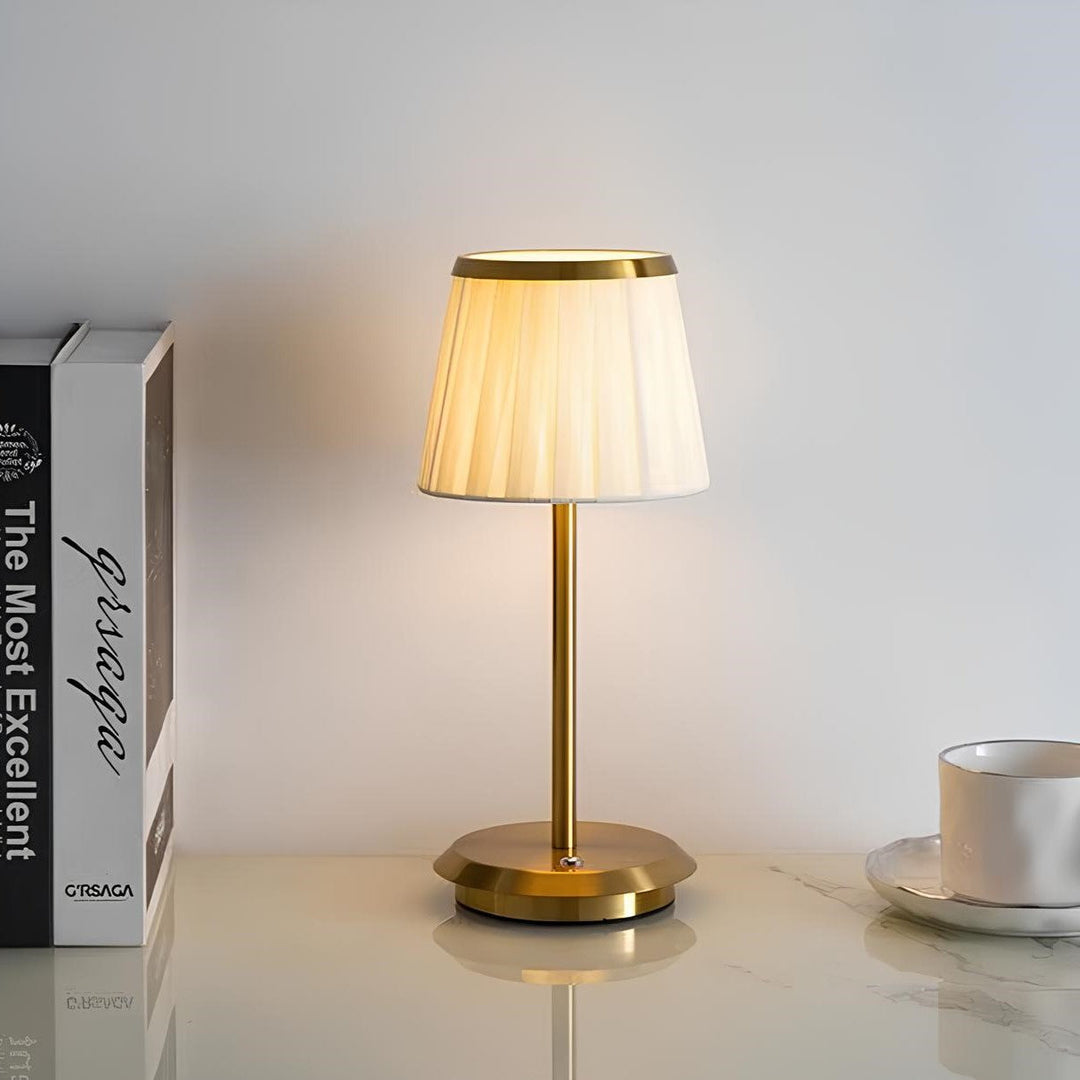 LuxeGlow - Lampada Da Tavolo Classico Eleganza