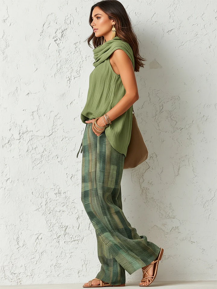 Nidya - Set con Top Senza Maniche Sage Breeze e Pantaloni a Gamba Larga Scozzesi