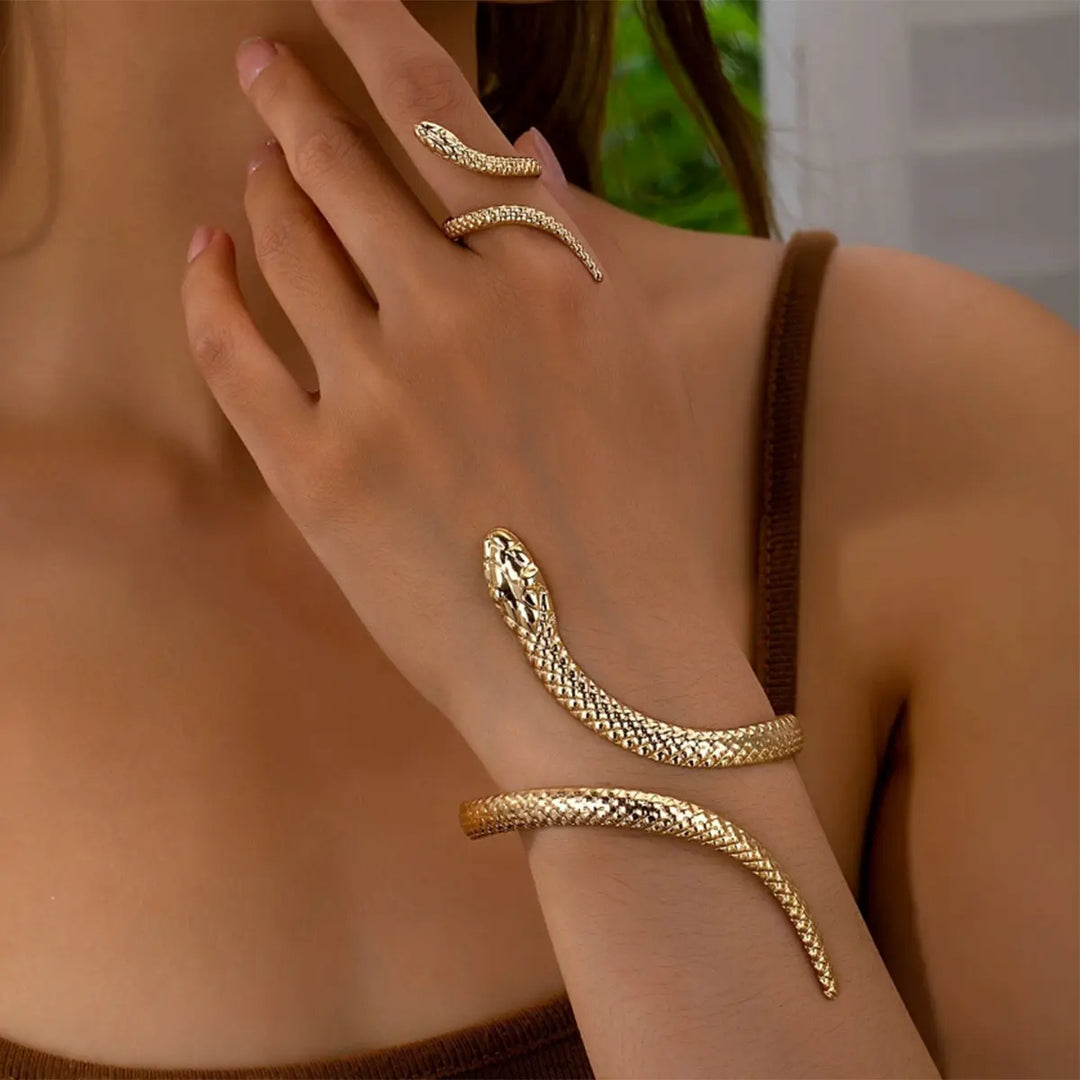 Zevella - Set Composto Da Bracciale E Anello Con Motivo a Serpente Scolpito